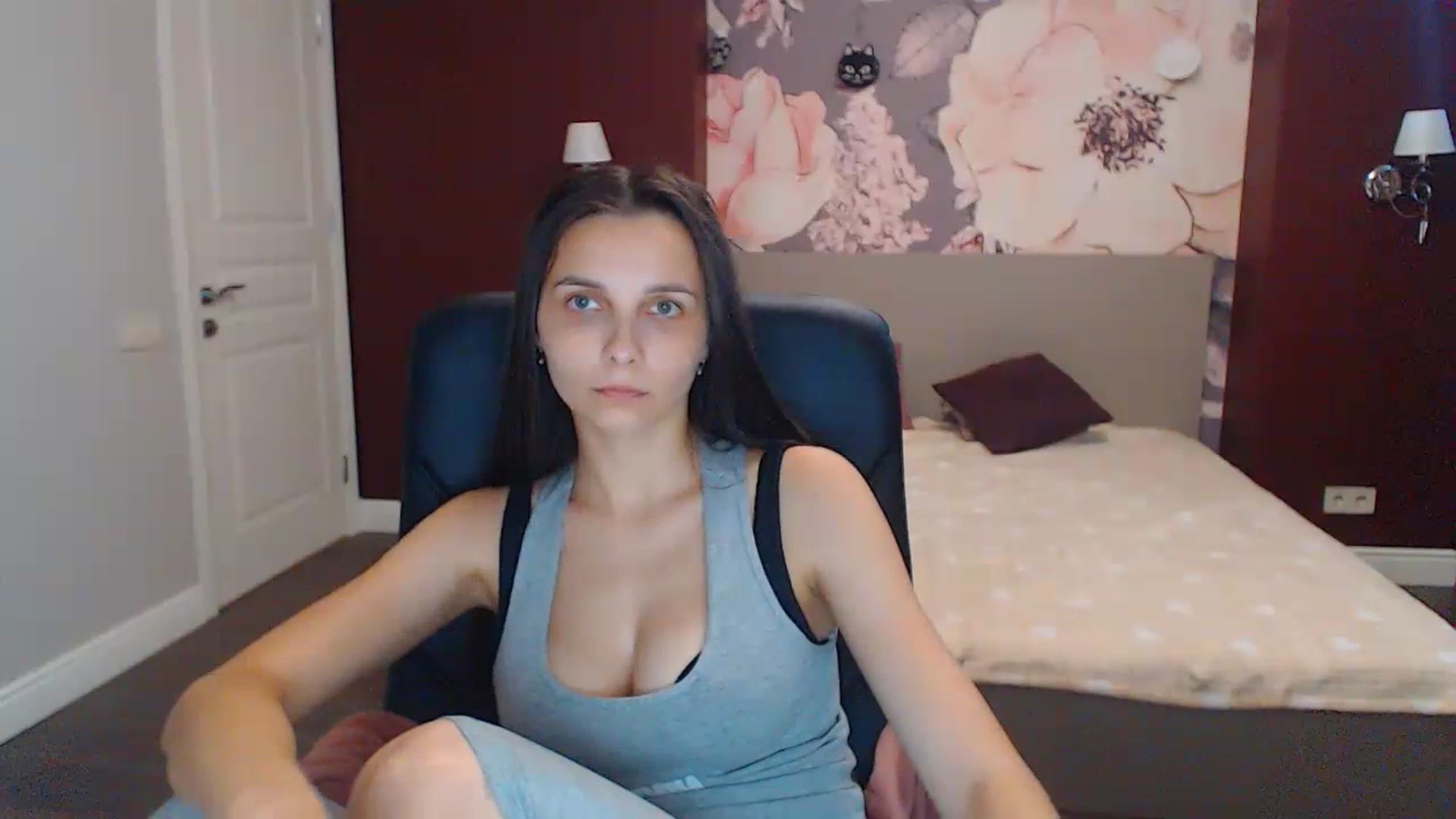 Karina_Mils video thumbnail