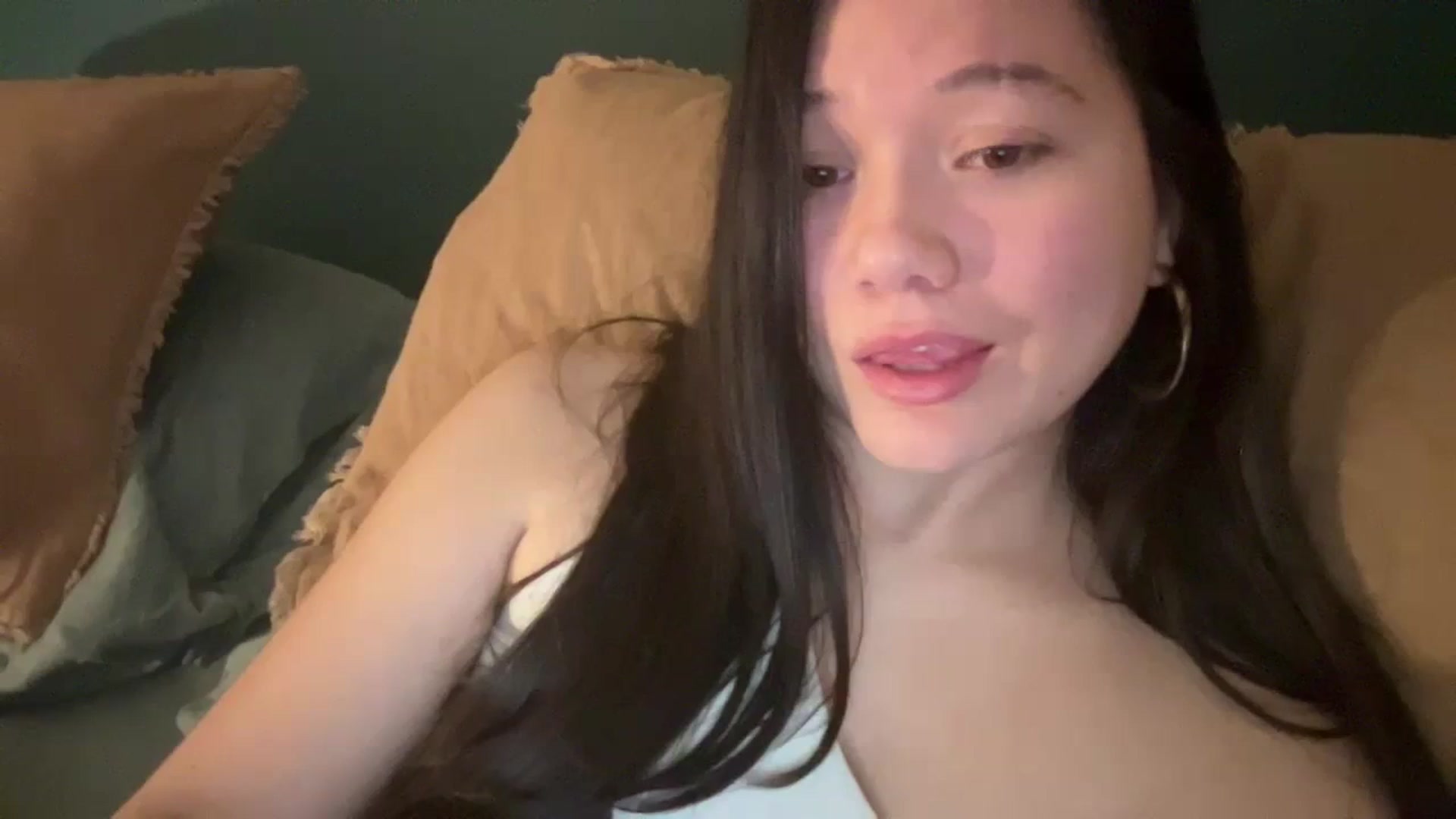 imava video thumbnail