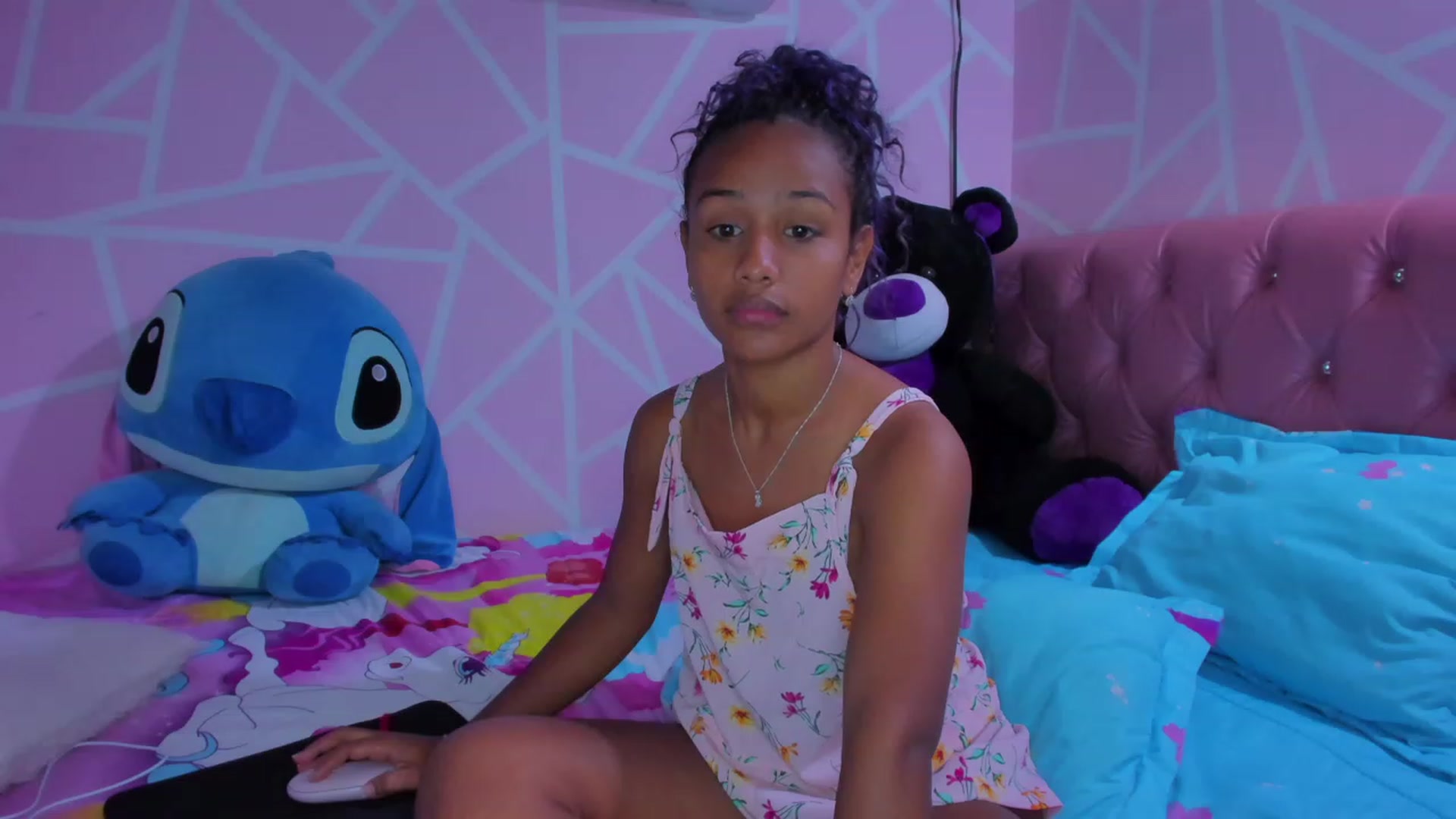 Violet_Fit video thumbnail