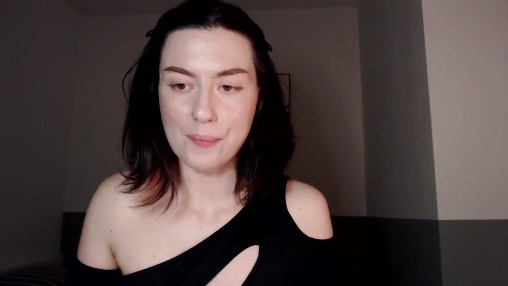 HeyAriel video thumbnail