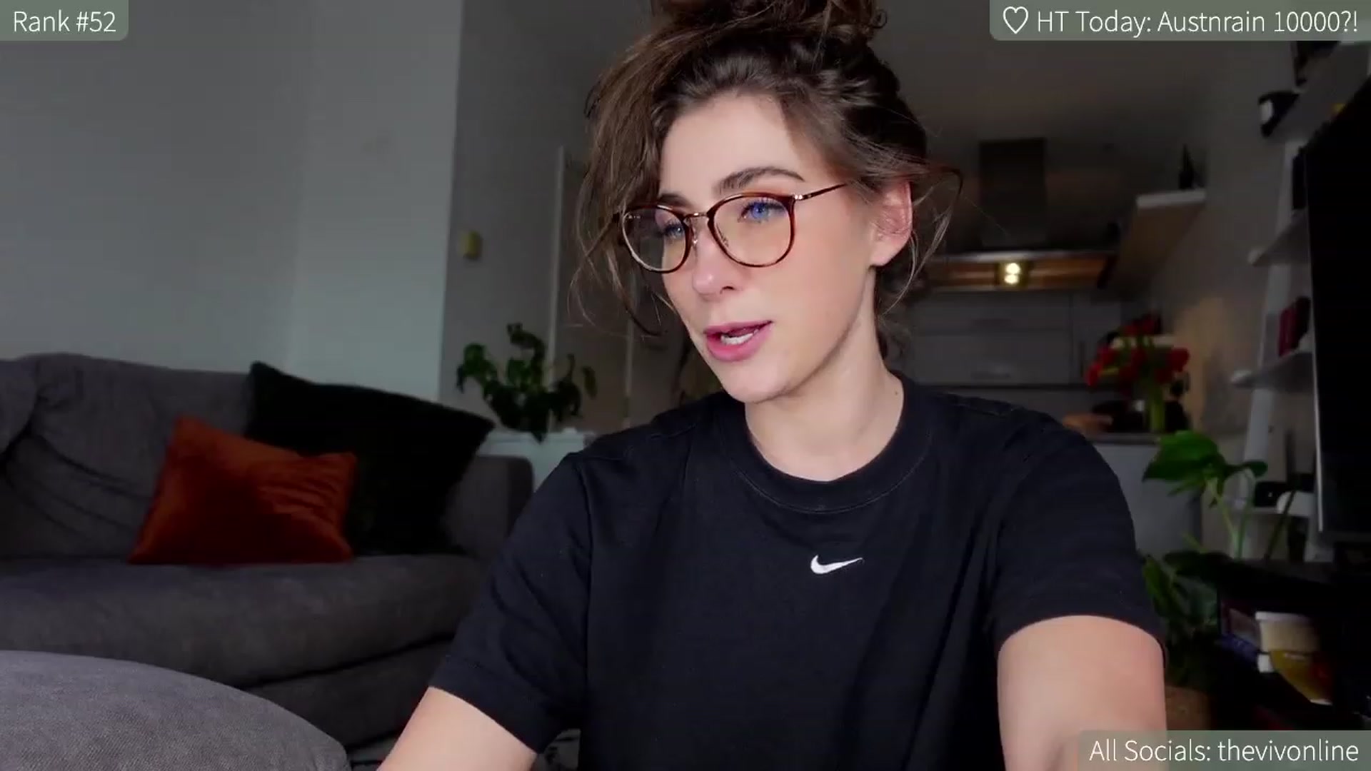 HelloViv video thumbnail