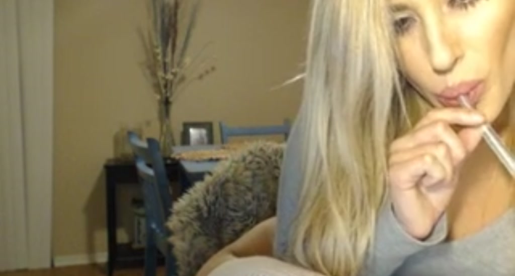 bambiii_love video thumbnail