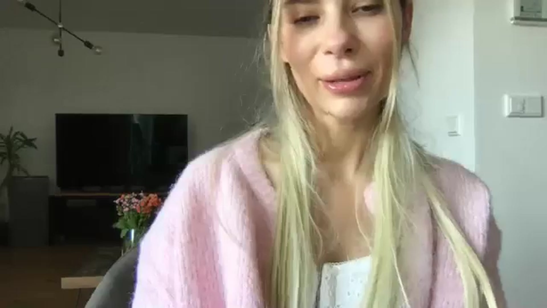 neverinmylife video thumbnail