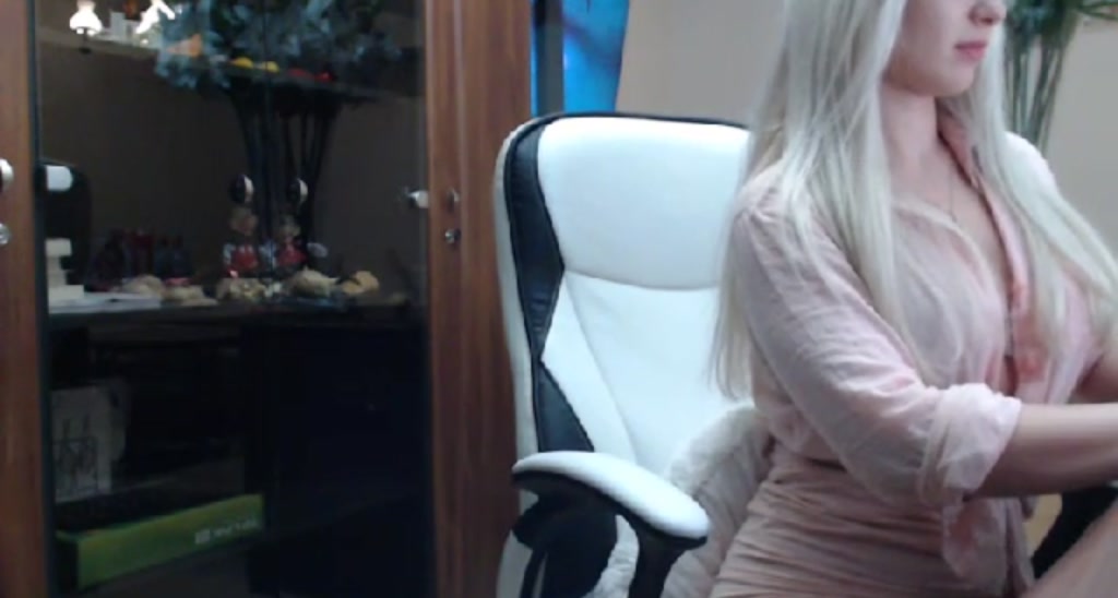 Innocentdoll_ video thumbnail