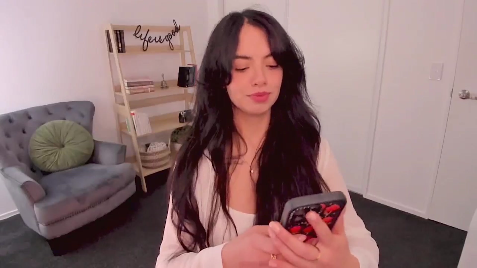 NinaSage video thumbnail