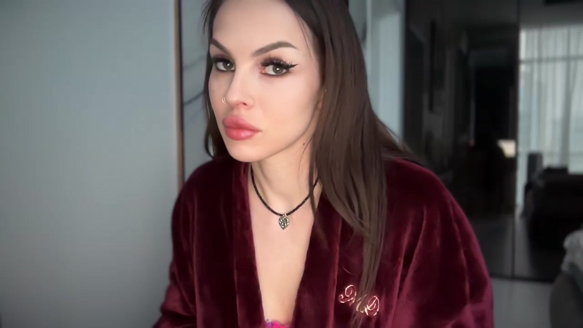 UGLYGIRL_ video thumbnail