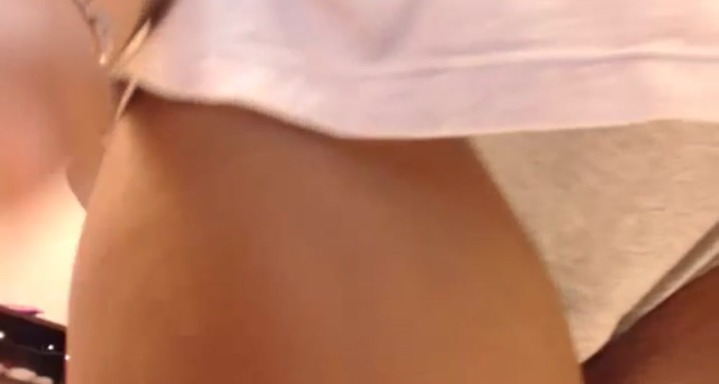 Amiira video thumbnail