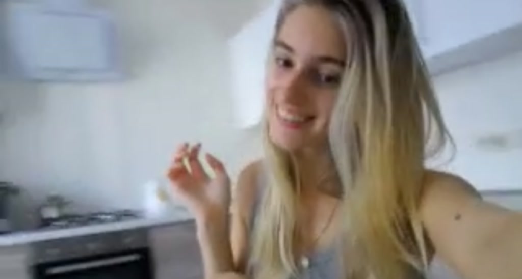 IrinaisHere_ video thumbnail