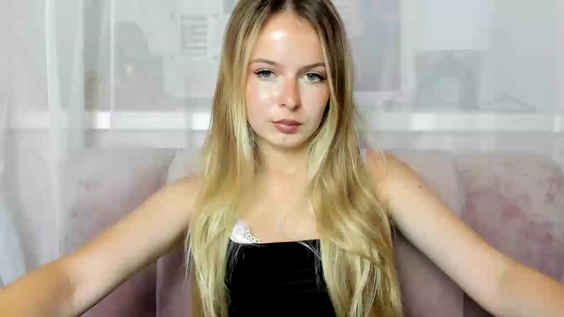 EveliBloo video thumbnail
