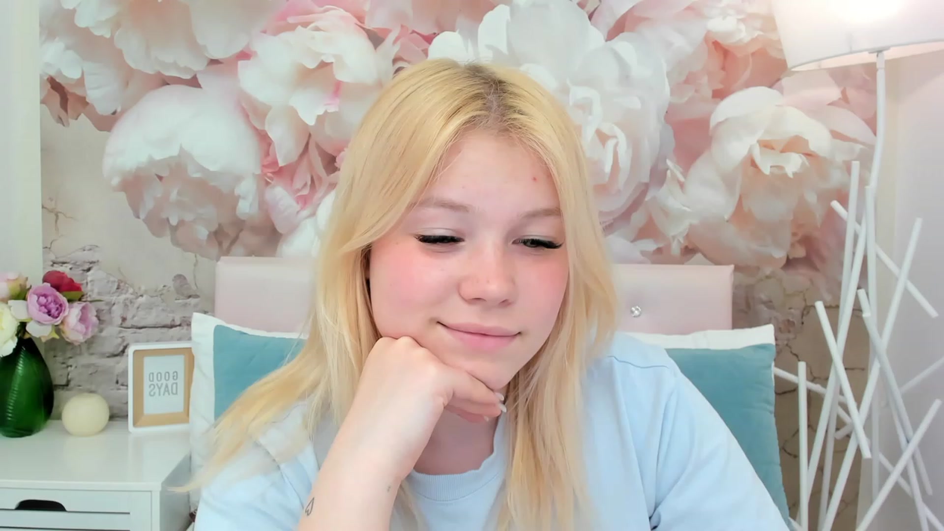 AvyPearl video thumbnail