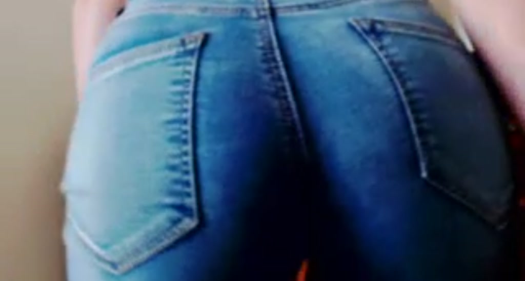 aLeBunny video thumbnail