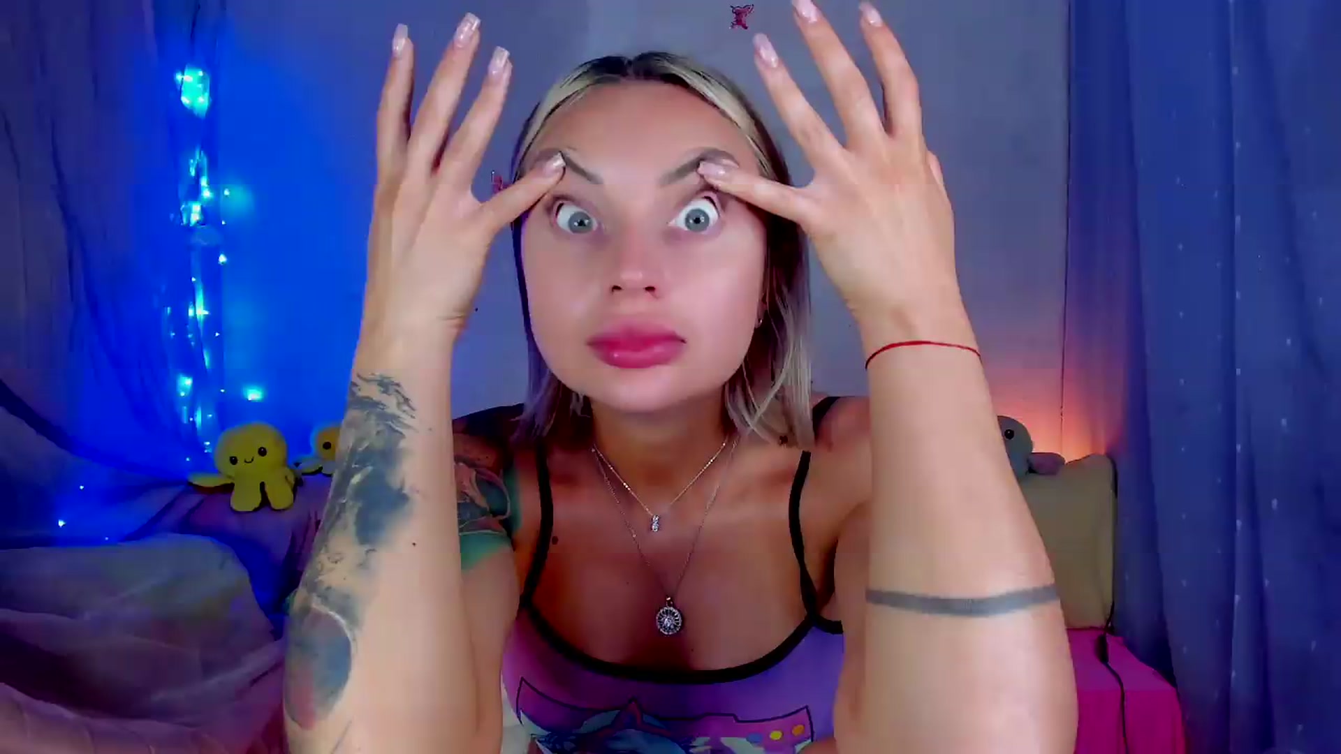 YourLizzyDoll video thumbnail