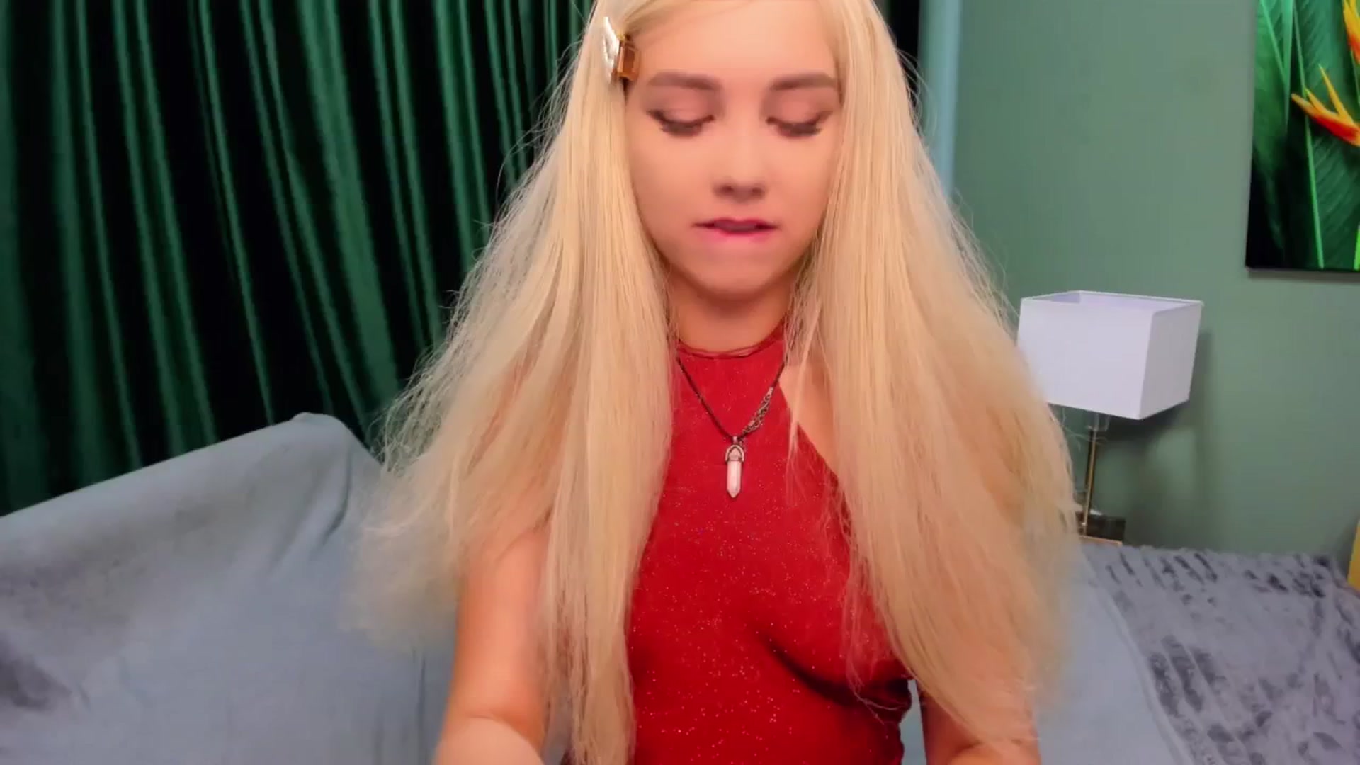 EsterCandy video thumbnail