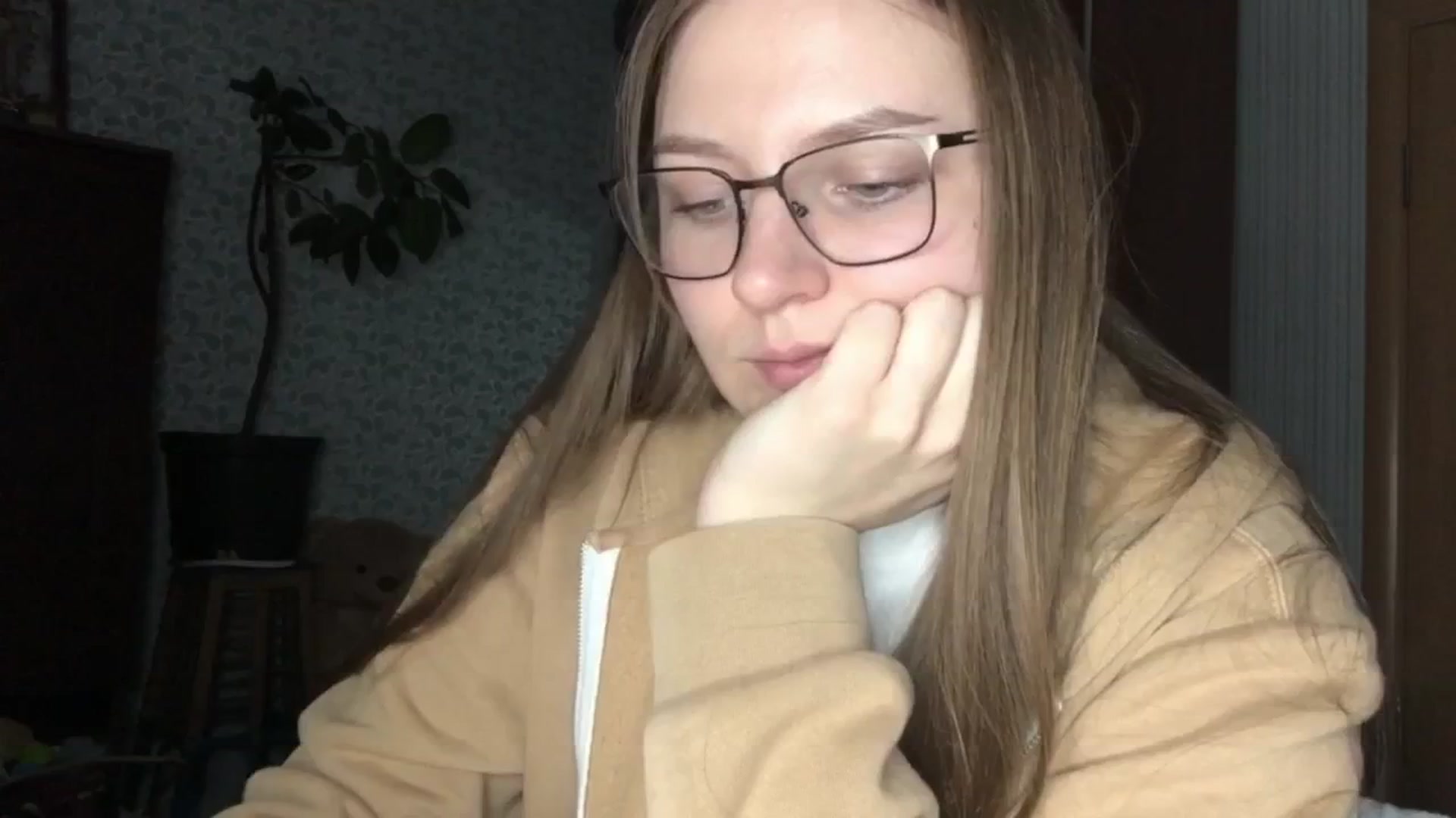 EveeeOliveee video thumbnail