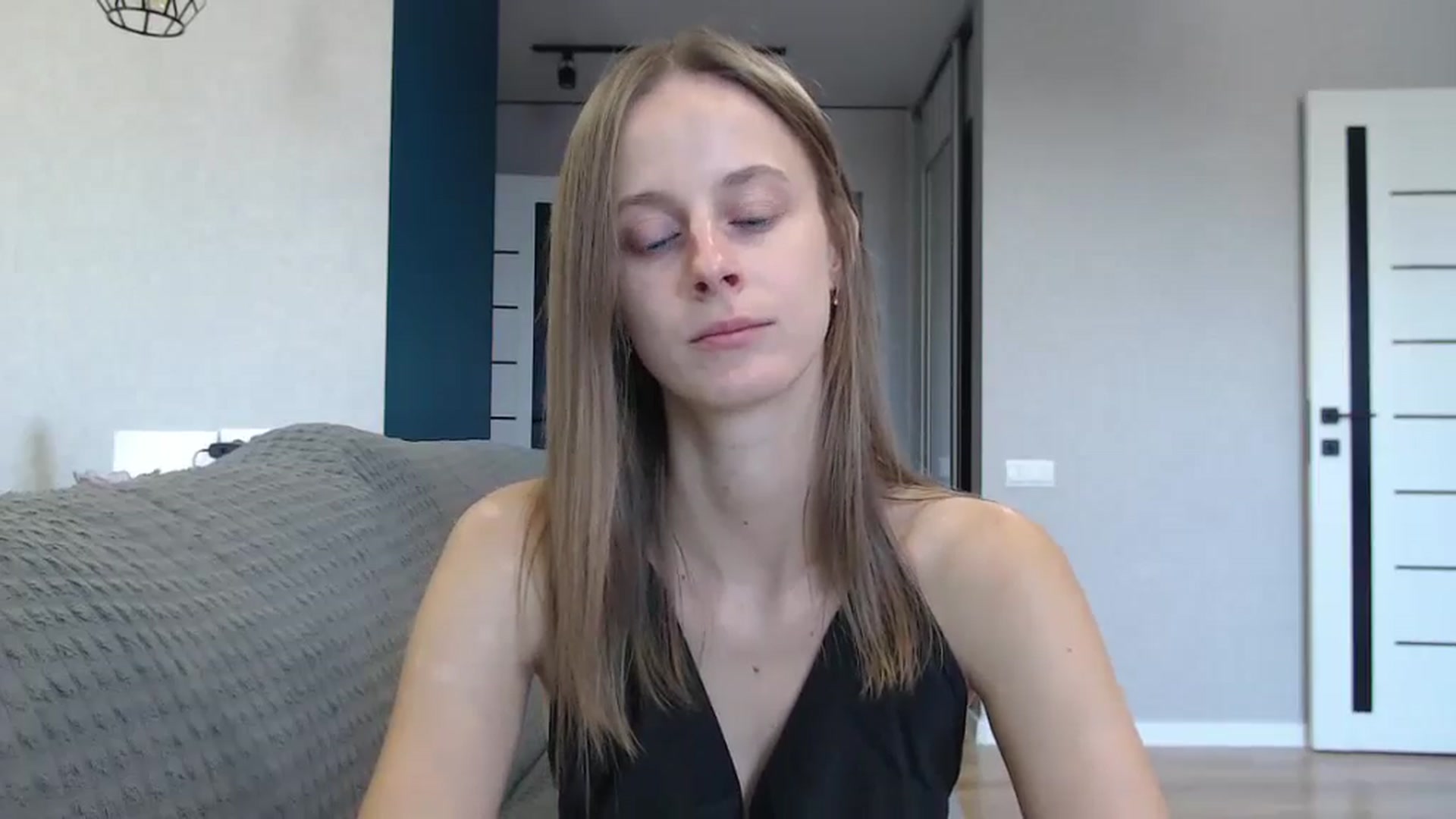 mimiMILFal video thumbnail