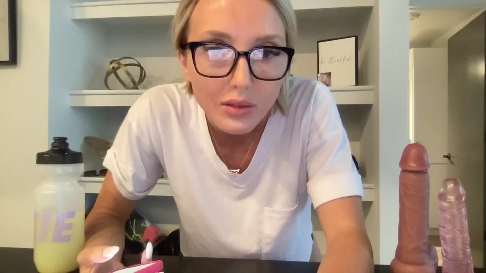 Izzybb18 video thumbnail