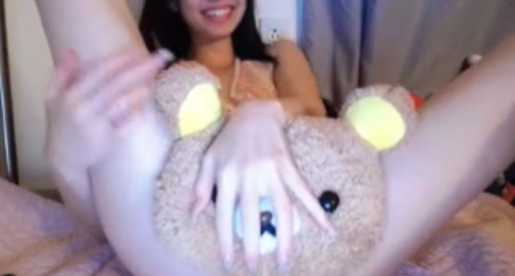 MinnieB00M_ video thumbnail