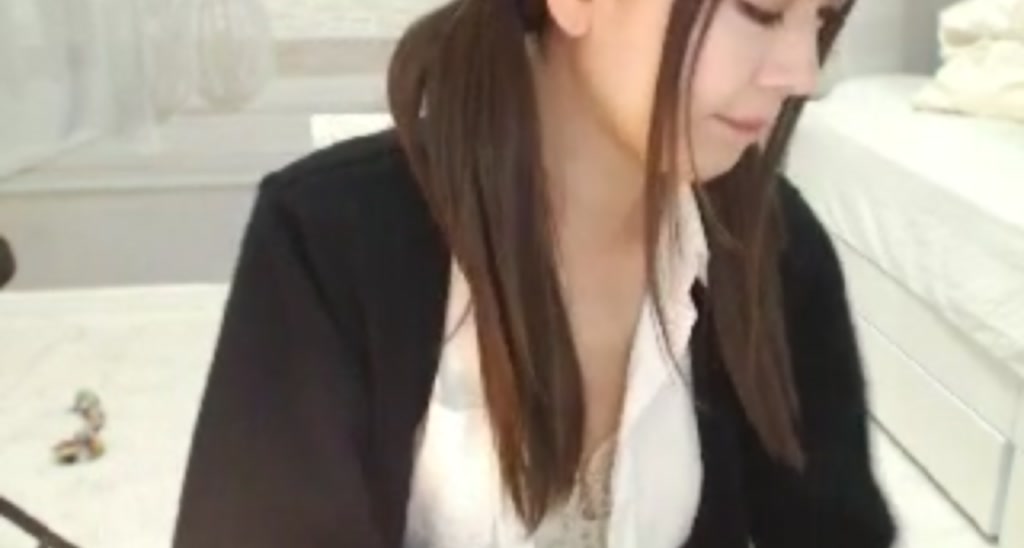 XxMayuka video thumbnail