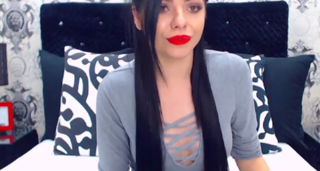 YnnesBronte video thumbnail