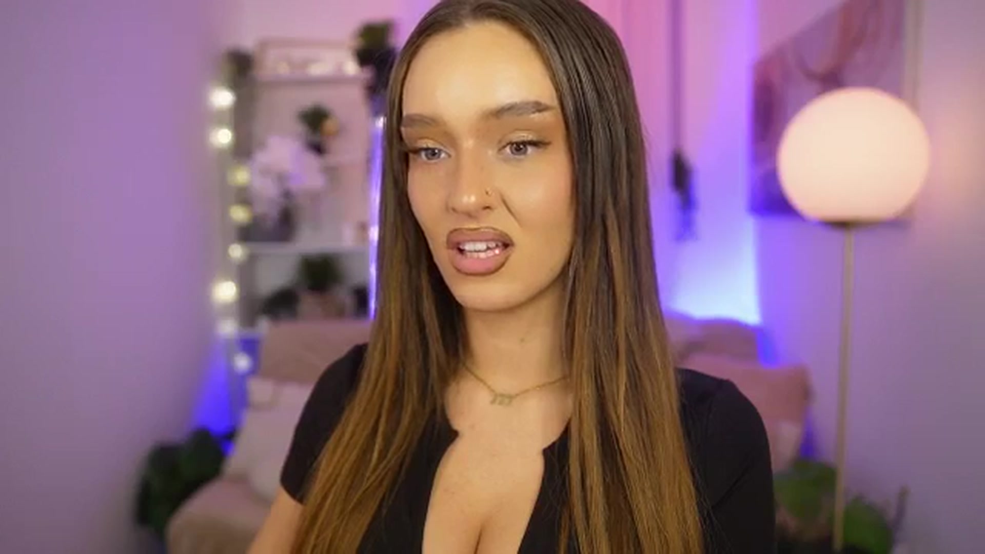 Clara_Mia video thumbnail