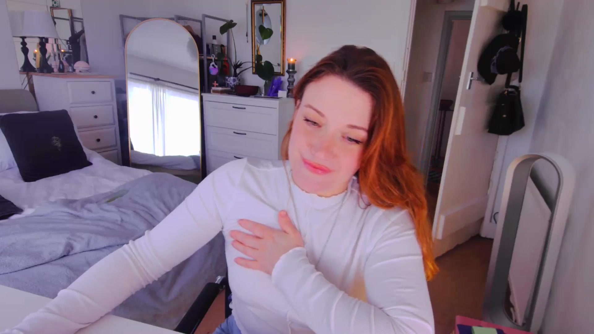 xDaisyx video thumbnail