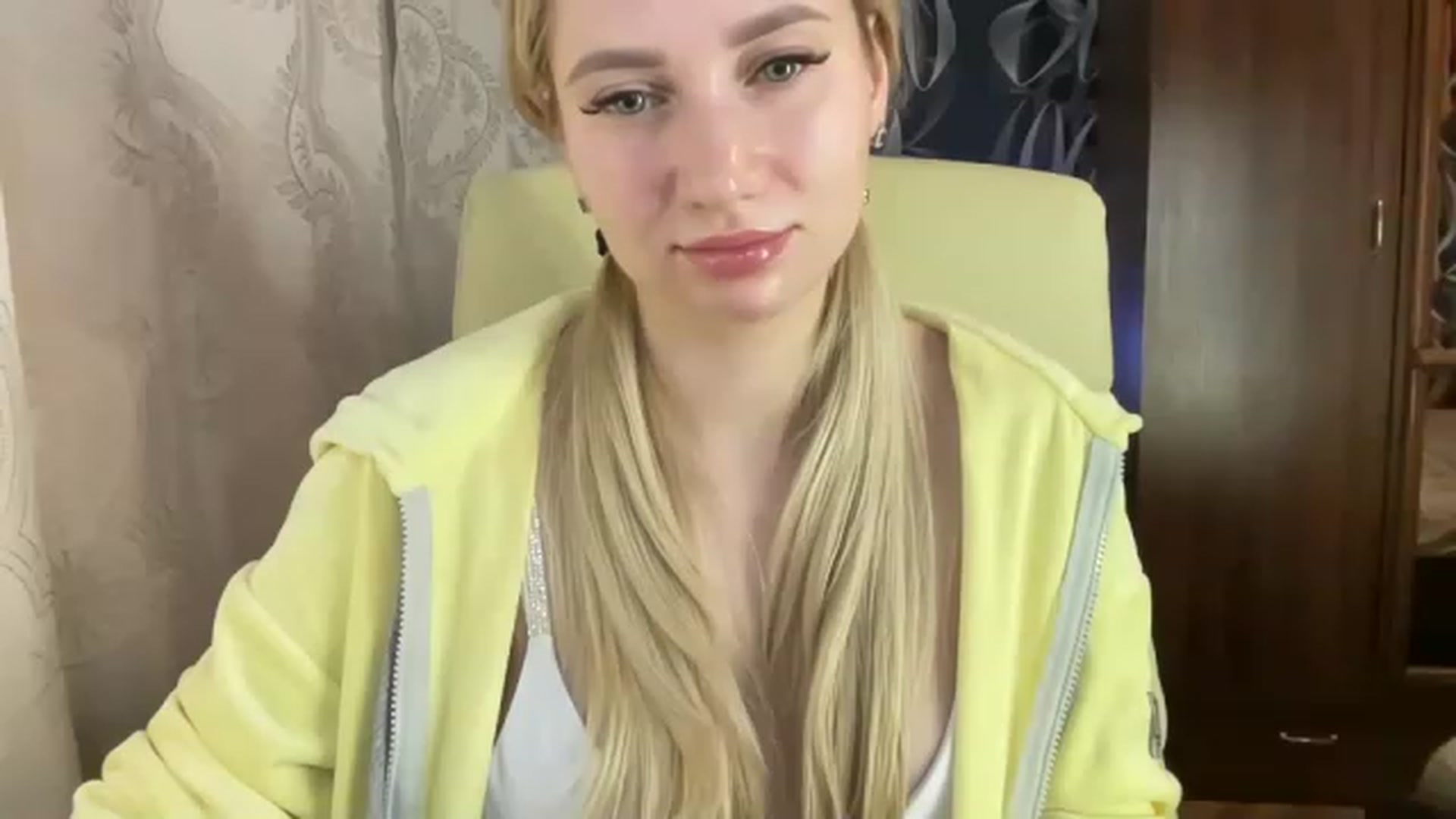Miss_Sylvia video thumbnail