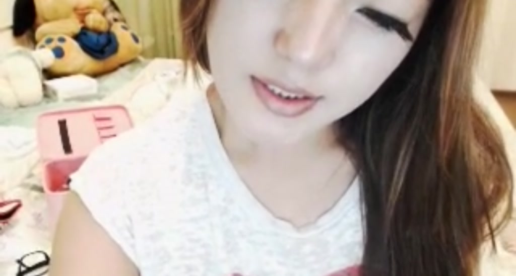 RisaLee video thumbnail
