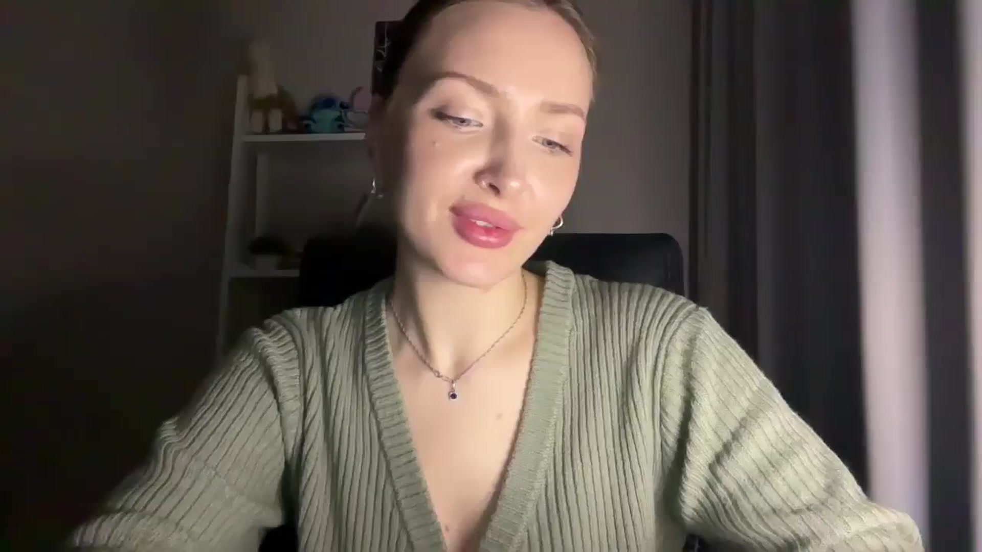 Di_Pearl video thumbnail