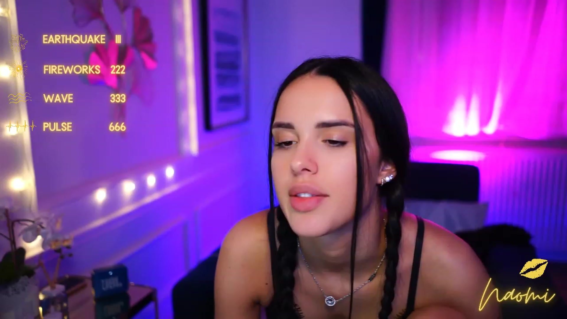 cinnabellee video thumbnail