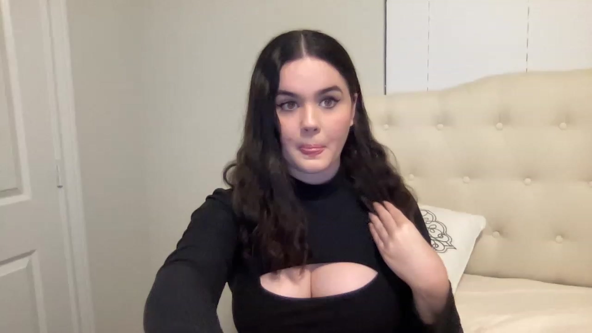 Giaislovely video thumbnail