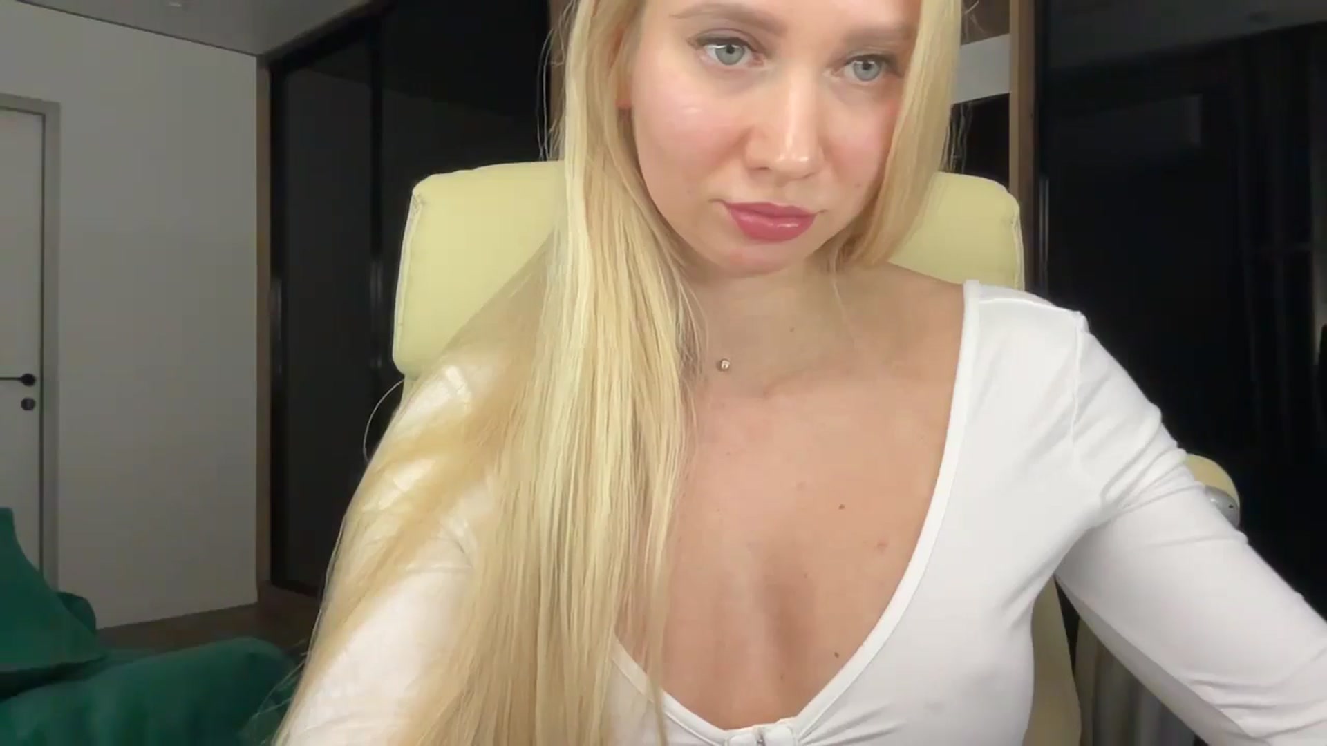 Miss_Sylvia video thumbnail