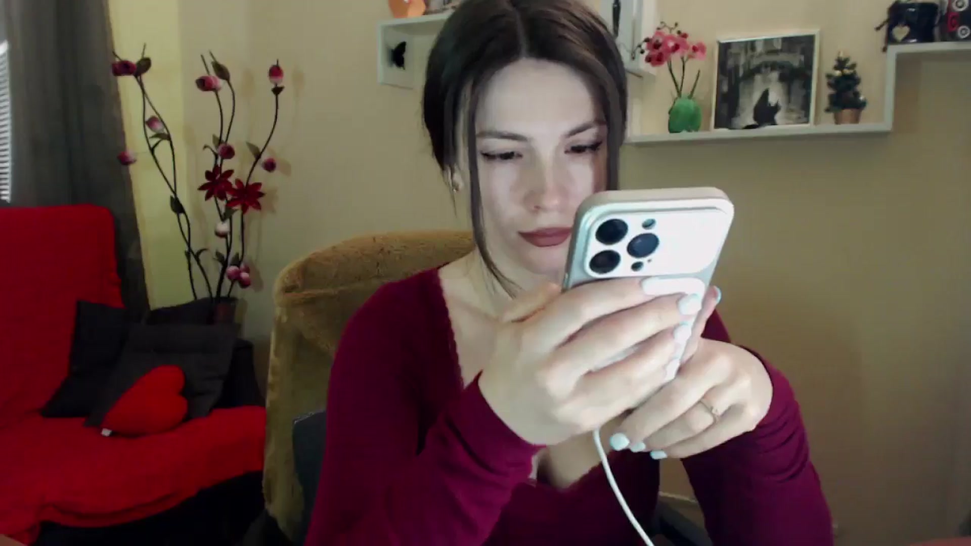 MiaRoony video thumbnail
