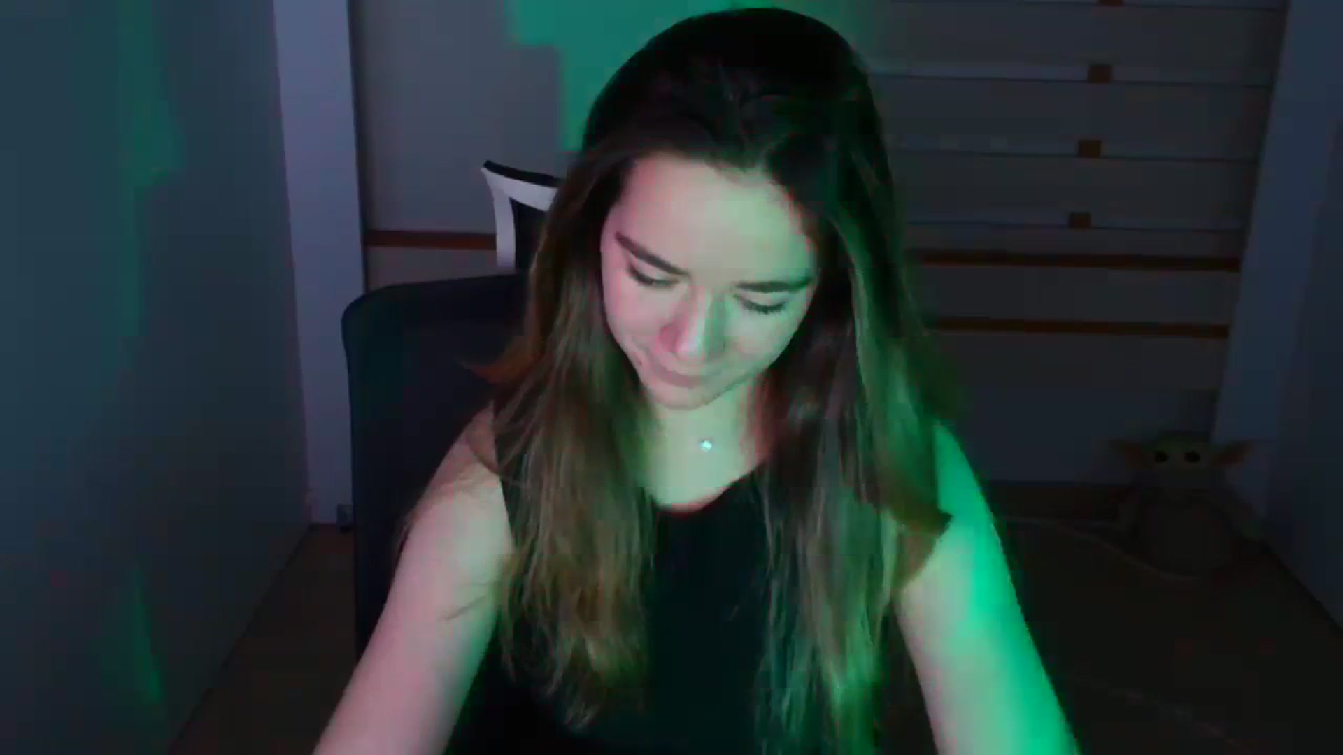 KiraLove video thumbnail