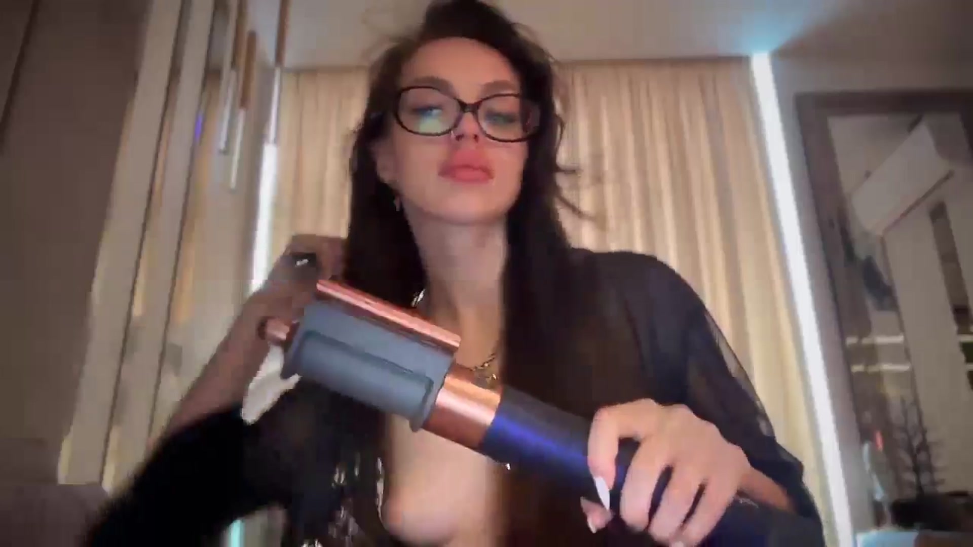 UGLYGIRL_ video thumbnail