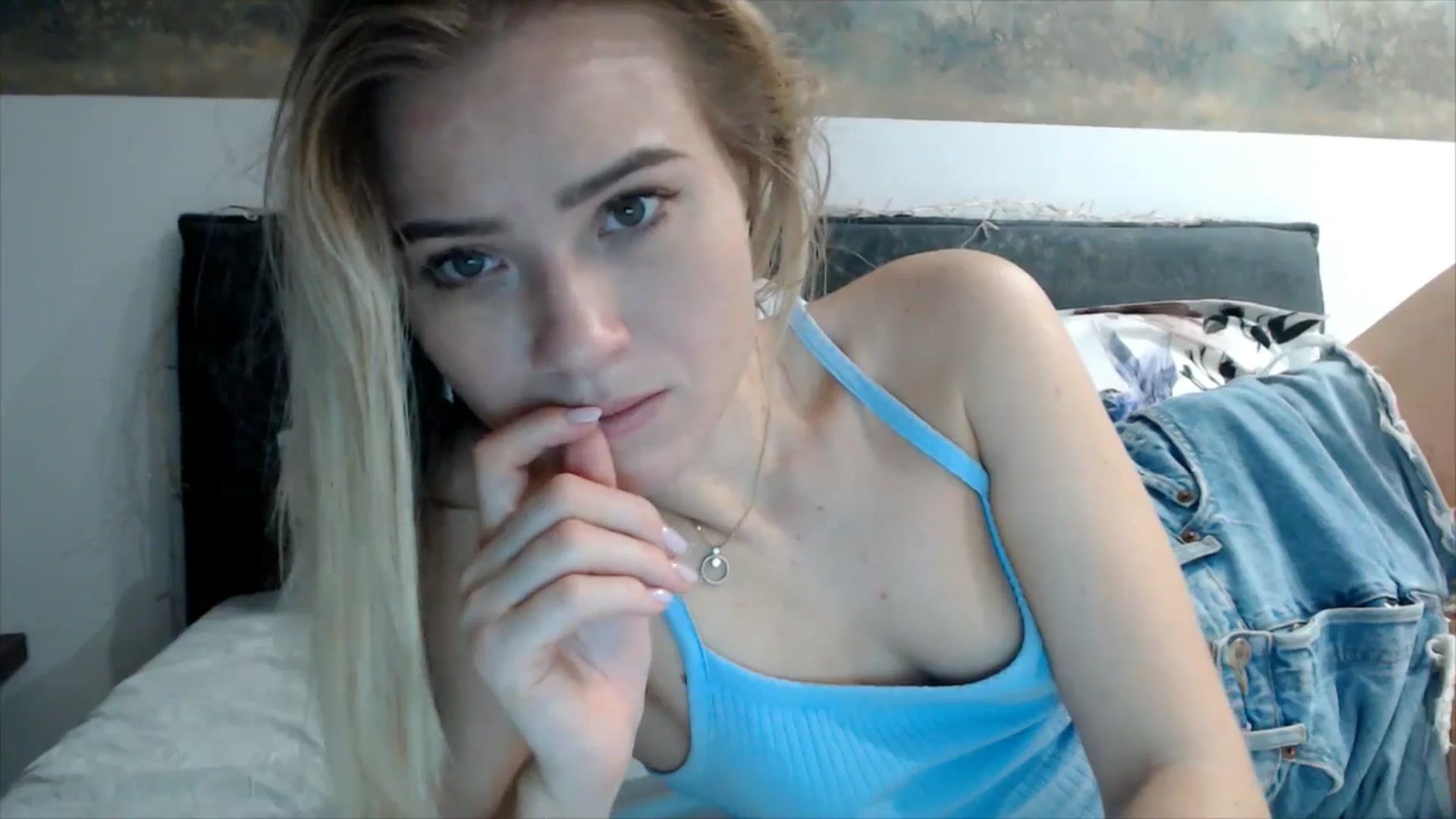 fiancee video thumbnail