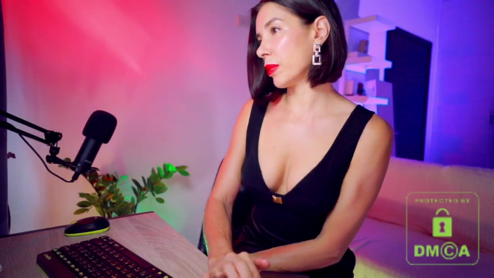 AddictsQueen video thumbnail