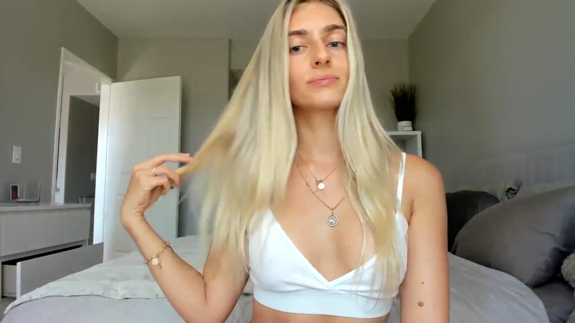 Vodka_Queen video thumbnail