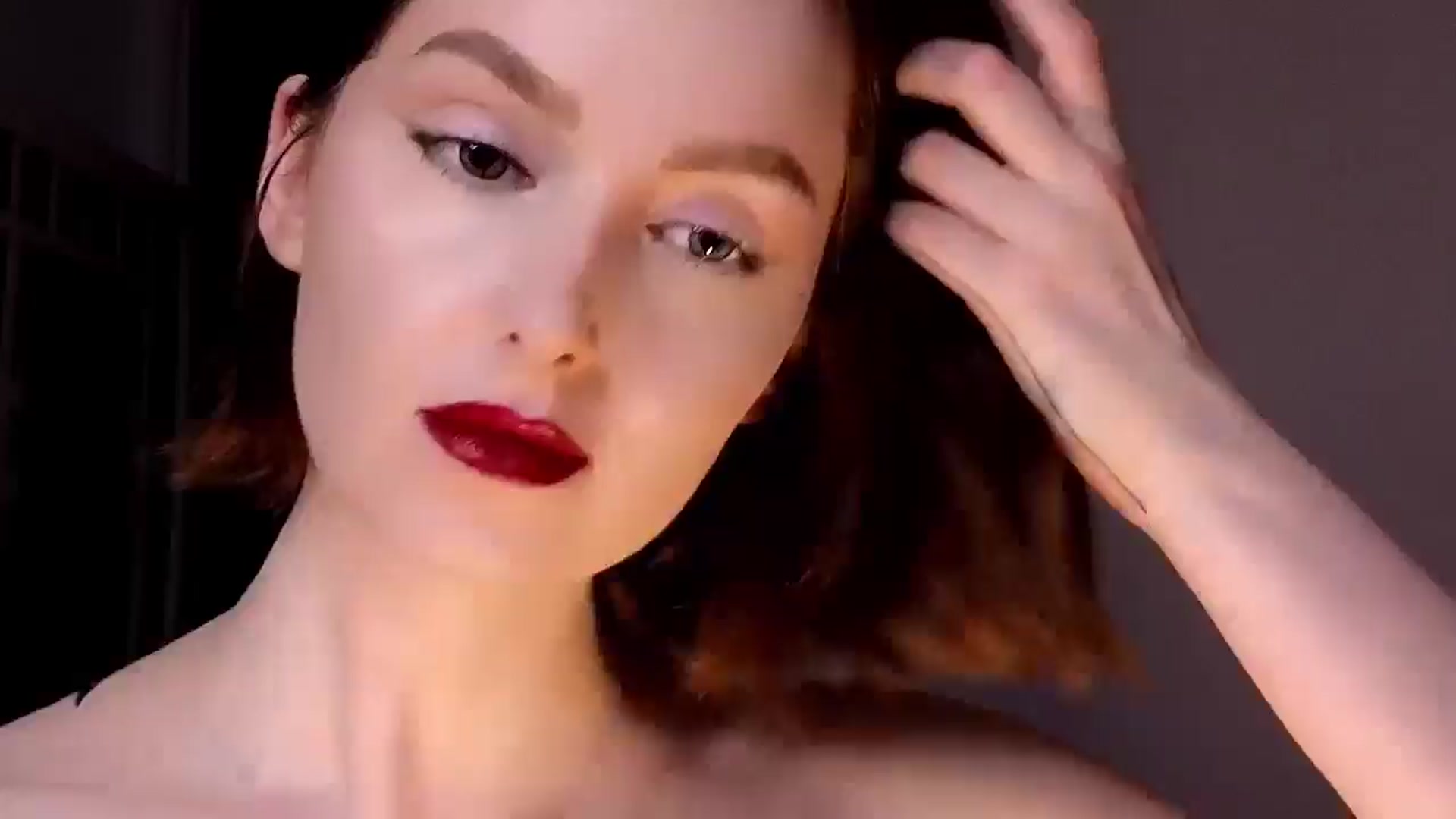 Red_Lips_Girl video thumbnail