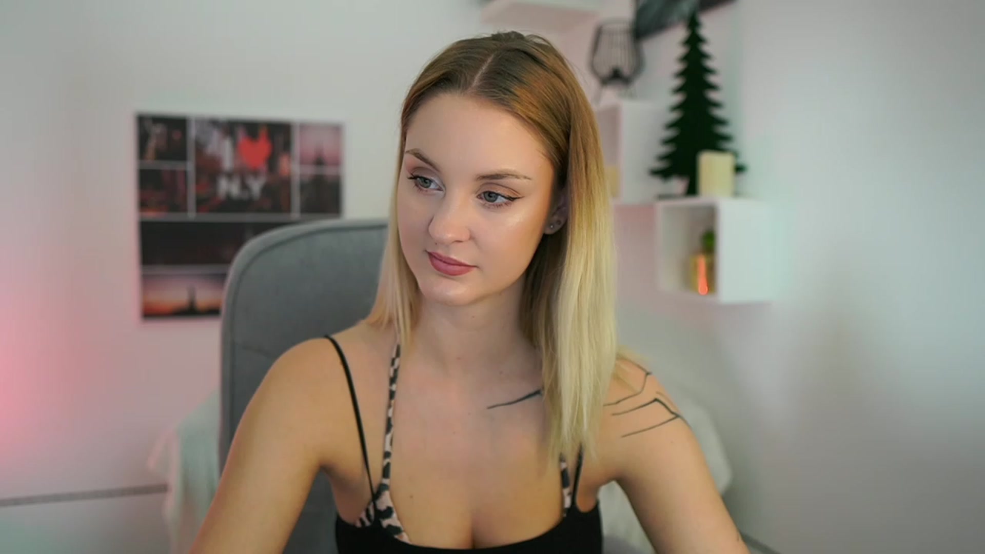 NatalliaStarr video thumbnail