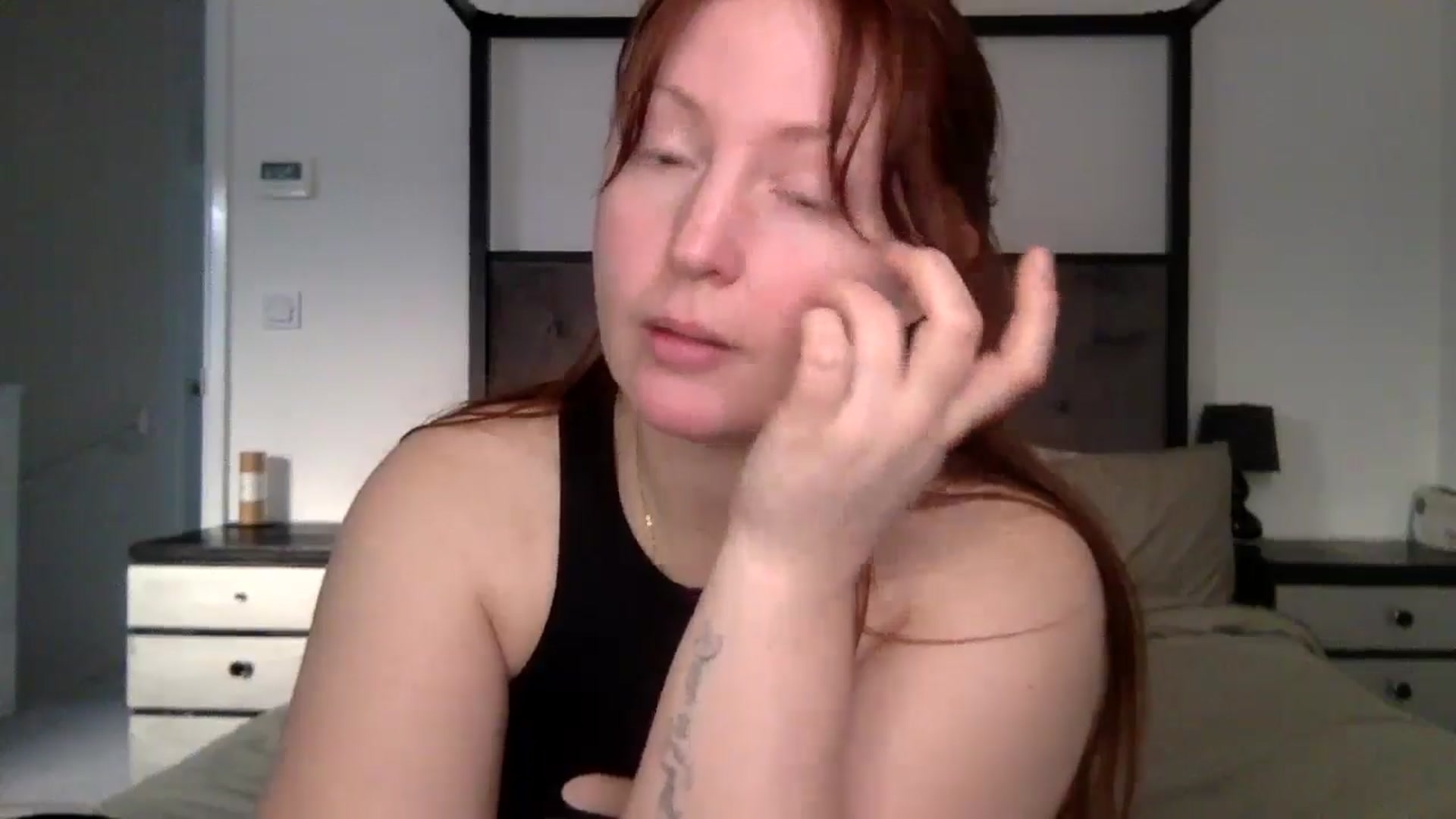 BelleNextDoor video thumbnail