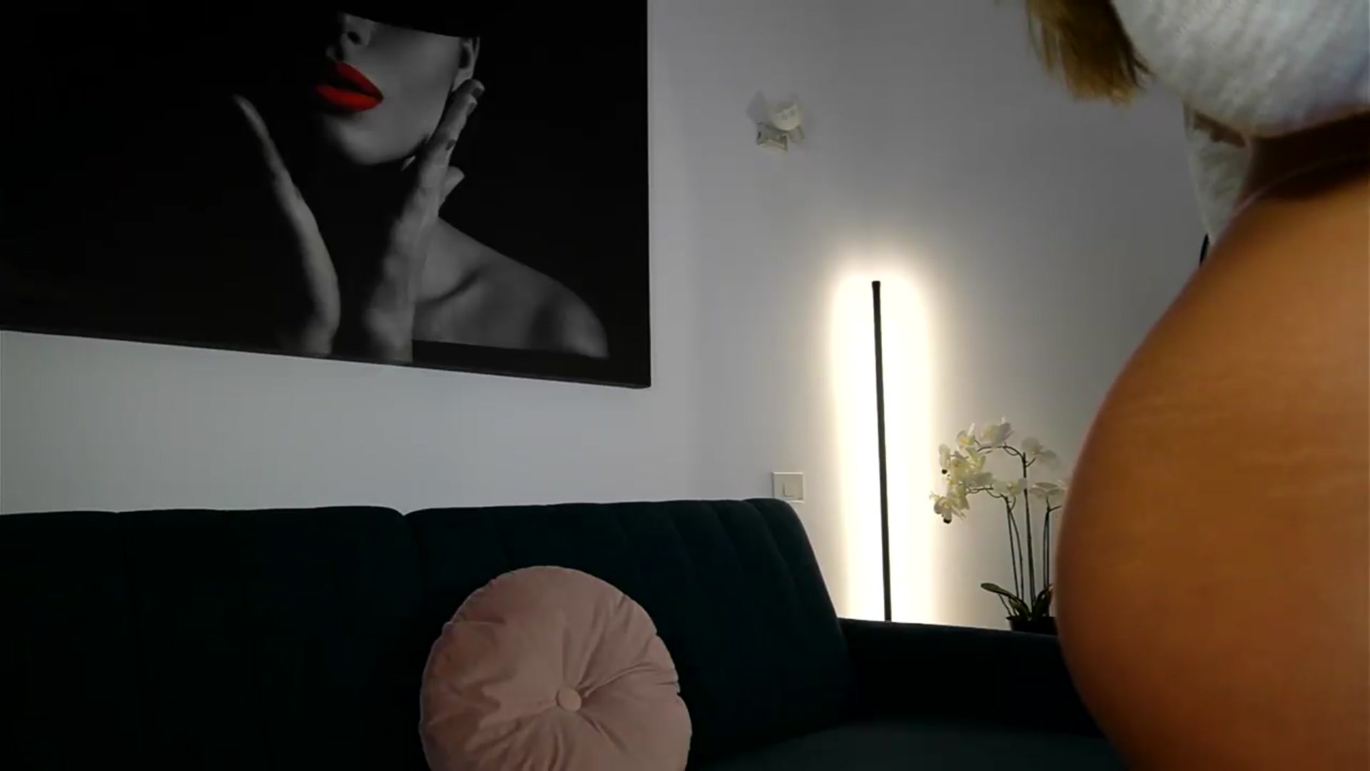 Izy_belle video thumbnail