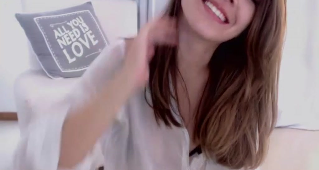 LauraVega video thumbnail