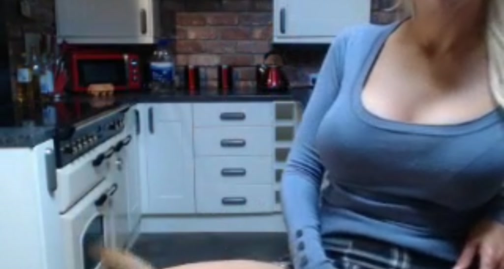 English_rose_ video thumbnail