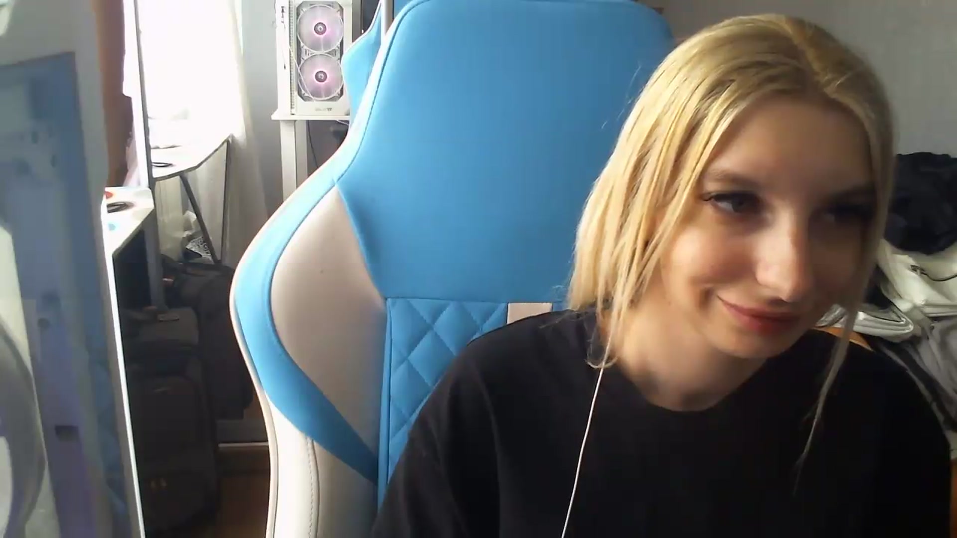 AnnaBllake video thumbnail