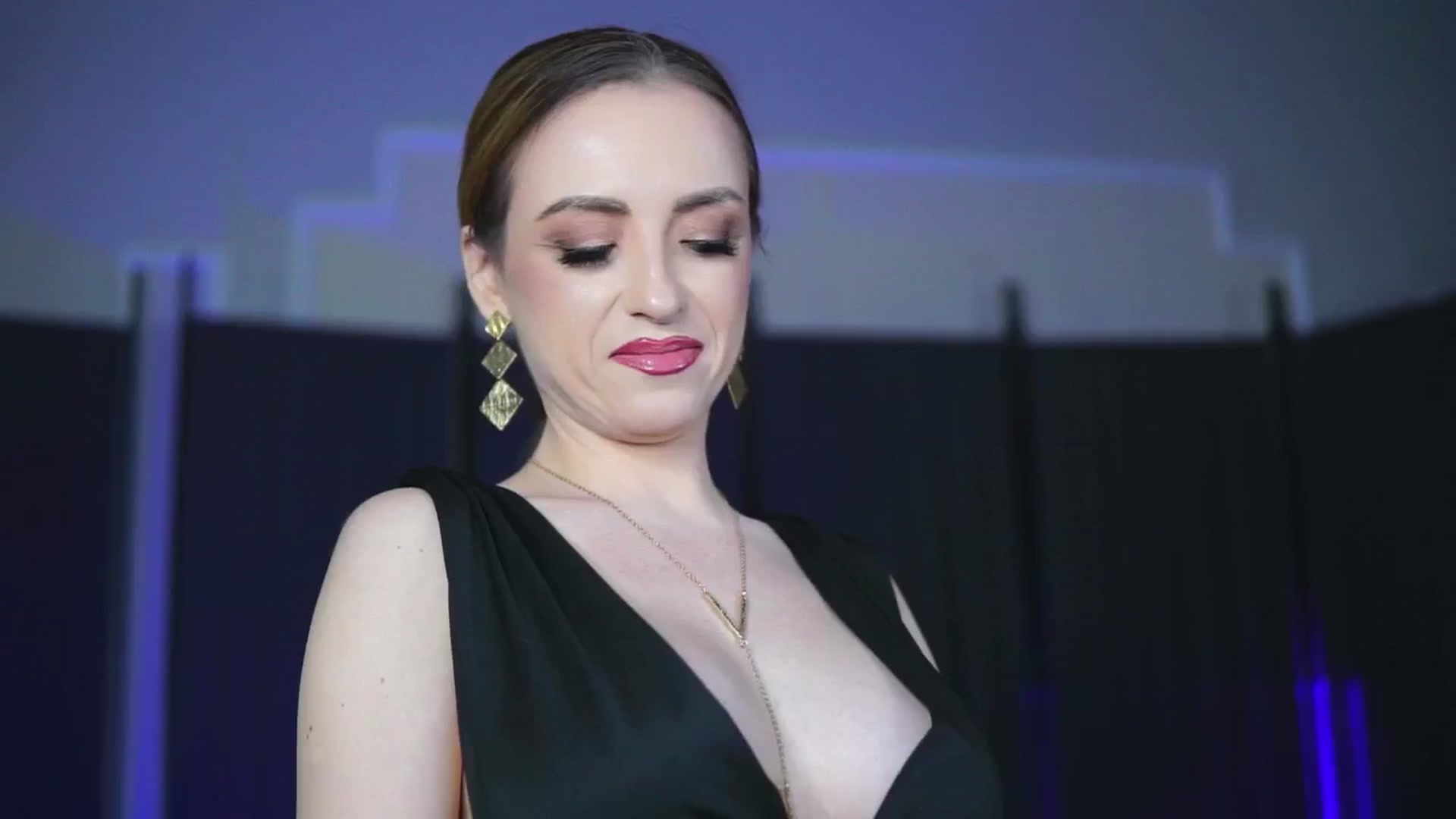 LisaMoon video thumbnail