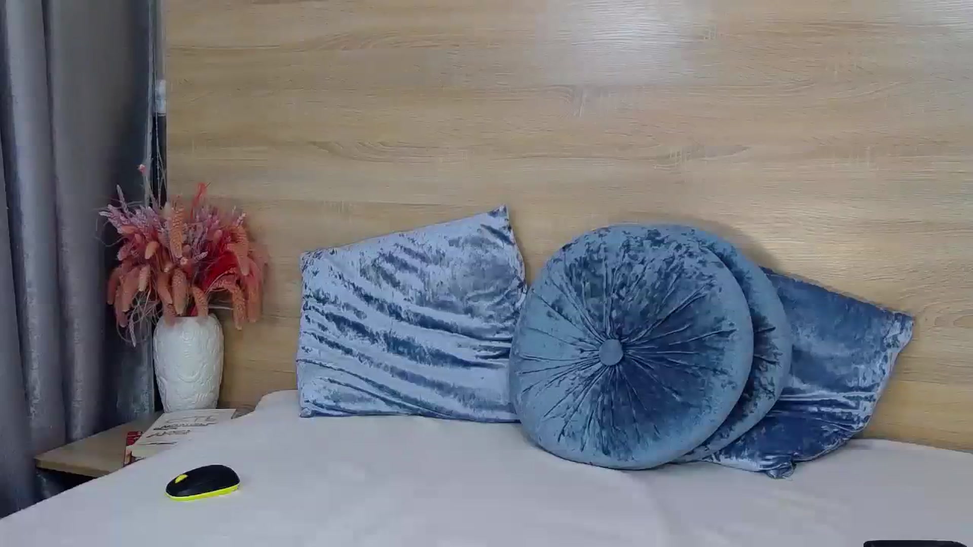 Floured video thumbnail