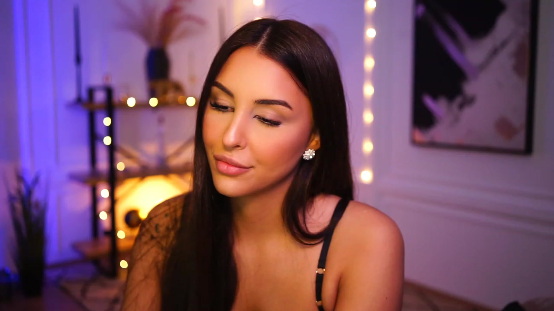 Lisamelow video thumbnail