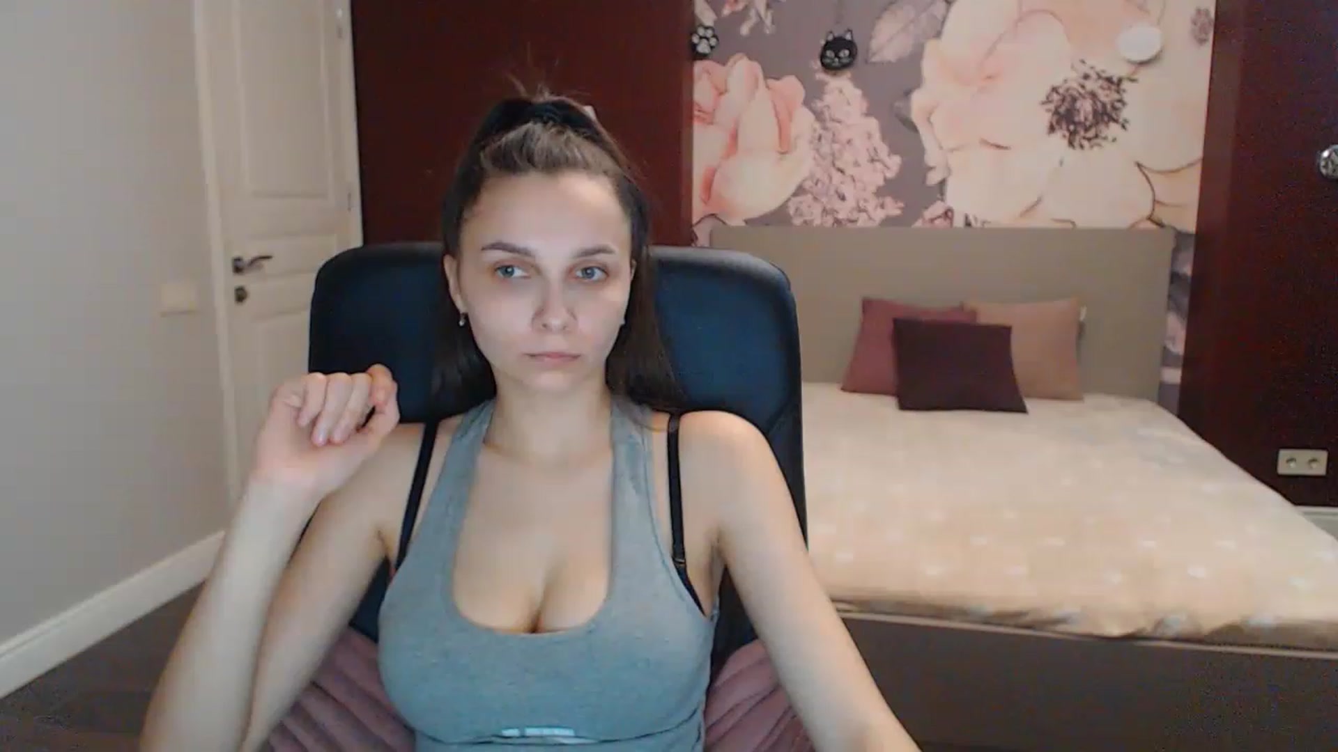 Karina_Mils video thumbnail