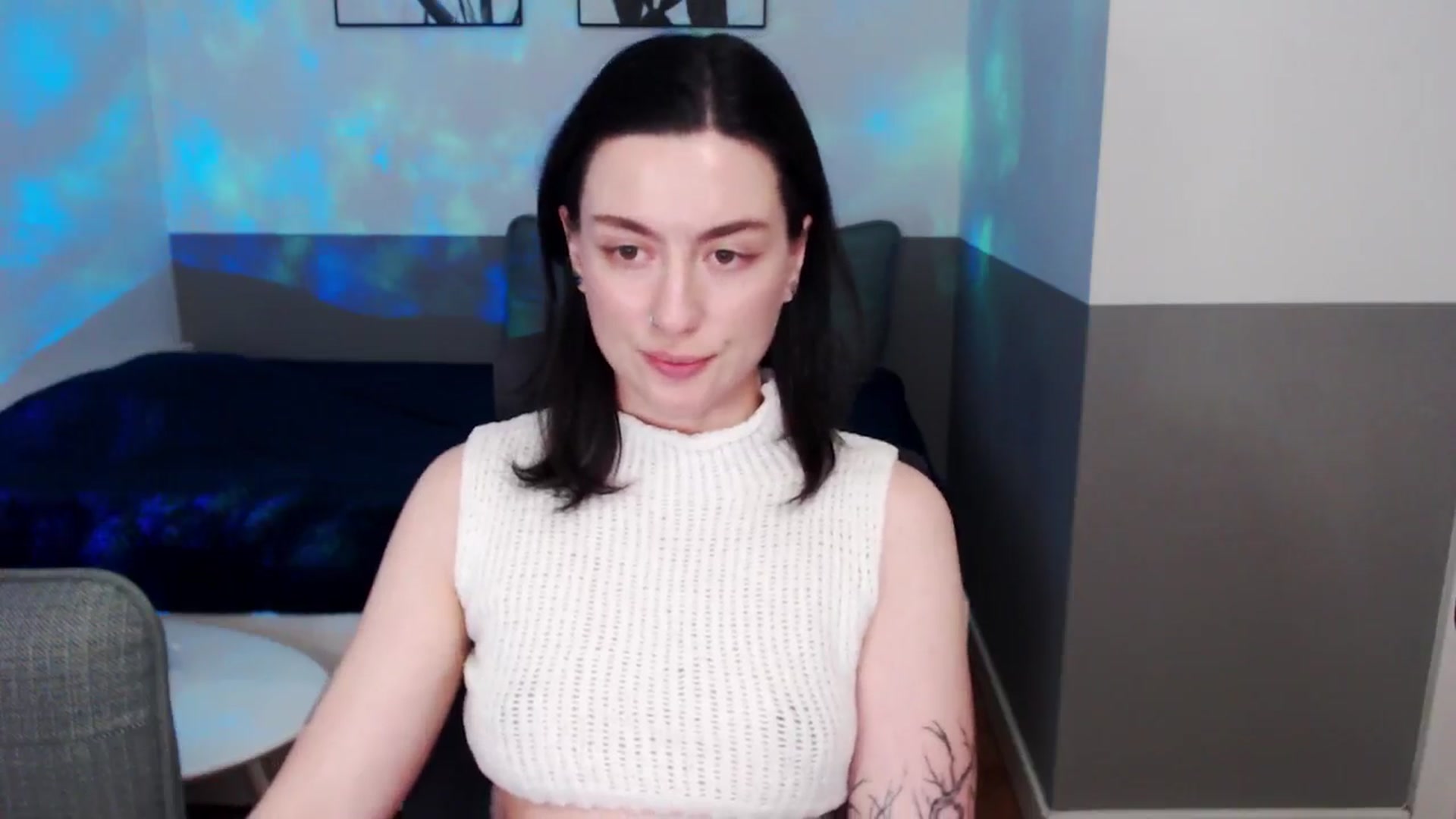HeyAriel video thumbnail