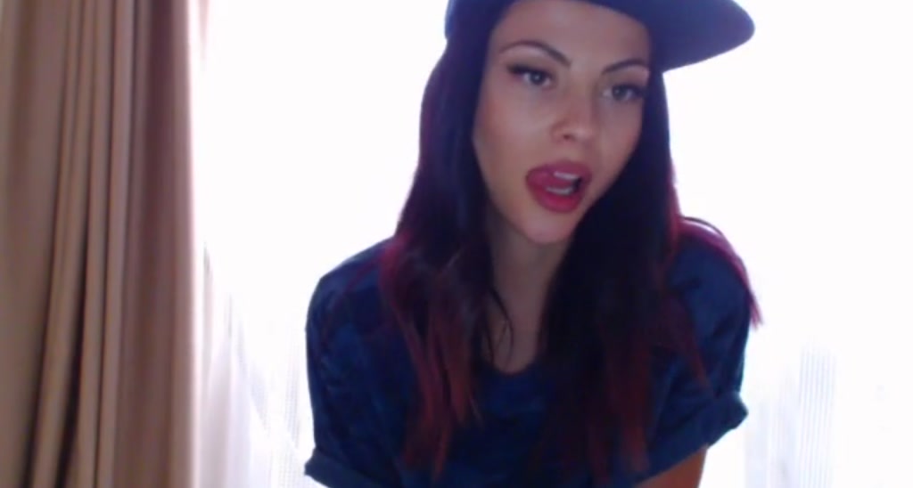 MissMonaMe video thumbnail